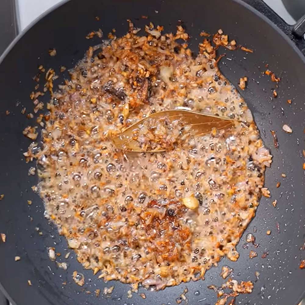 Sauté the spices in the butter and oil for paneer butter masala recipe.
