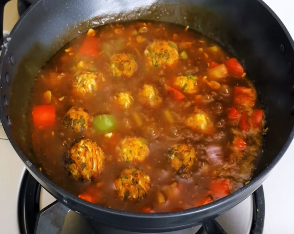 vegetable balls in prepared gravy