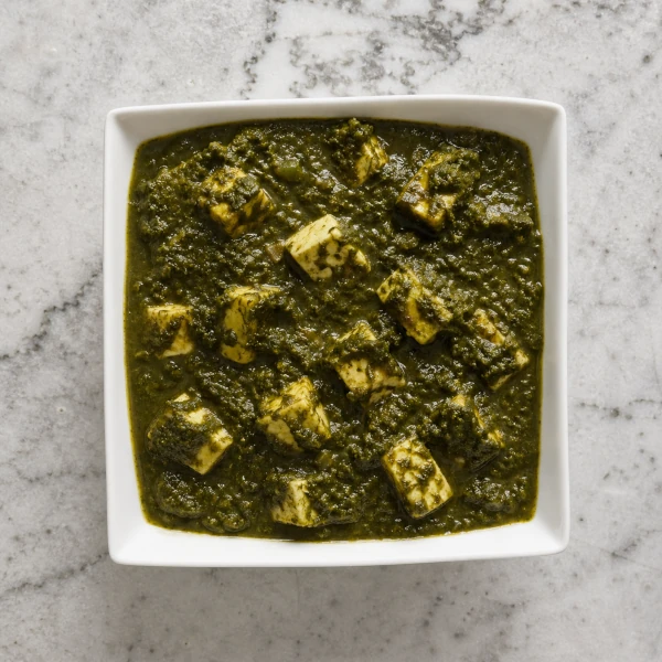 Palak Paneer Recipe (Authentic Restaurant Style Indian Spinach and Paneer Curry)