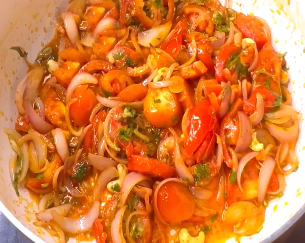 preparing gravy for indian butter chicken recipe
