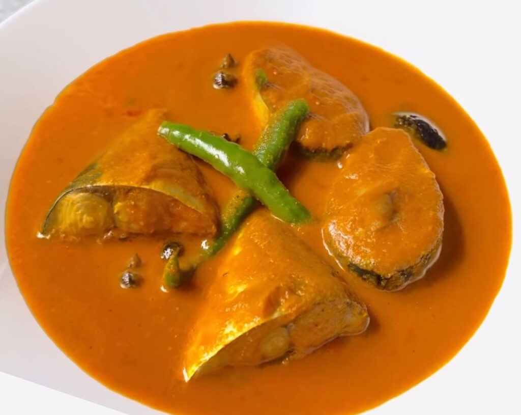 garnish and serve goan fish curry recipe