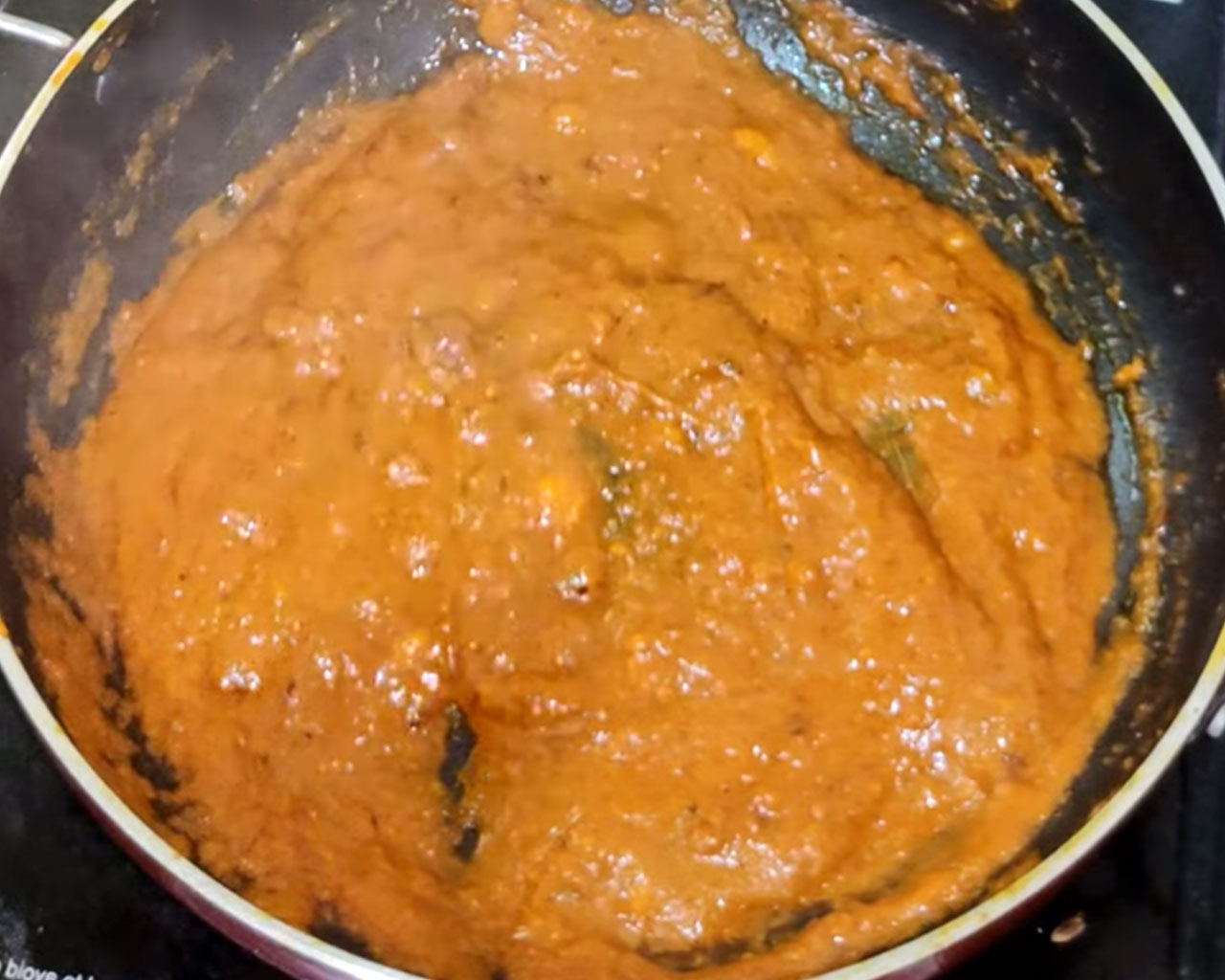 matar paneer gravy