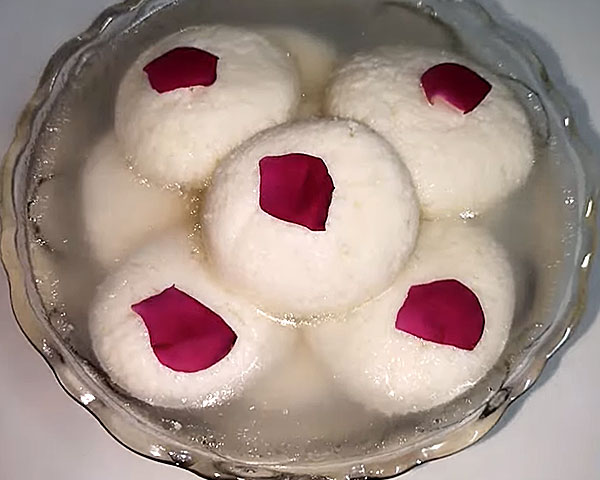rasgulla Indian sweet